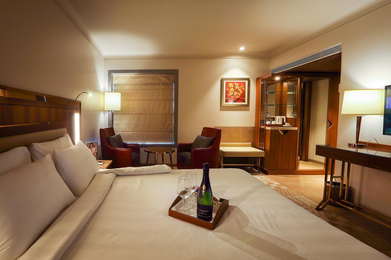 The Grandeur Boutique Hotel Bombaim Exterior foto